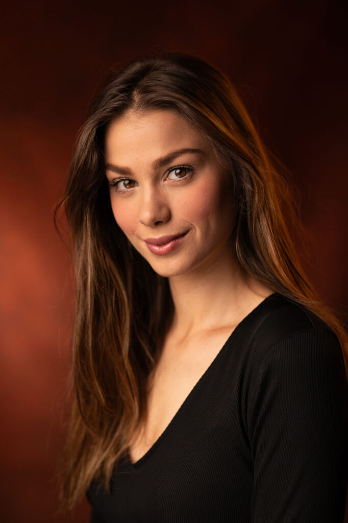 Fotograf portretowy dla kobiet w Chrzanowie - wyjątkowe sesje i portrety pełne piękna. Nasze zdjęcia przyciągają uwagę - Pewność siebie przed obiektywem - Sesja kobieca Chrzanów